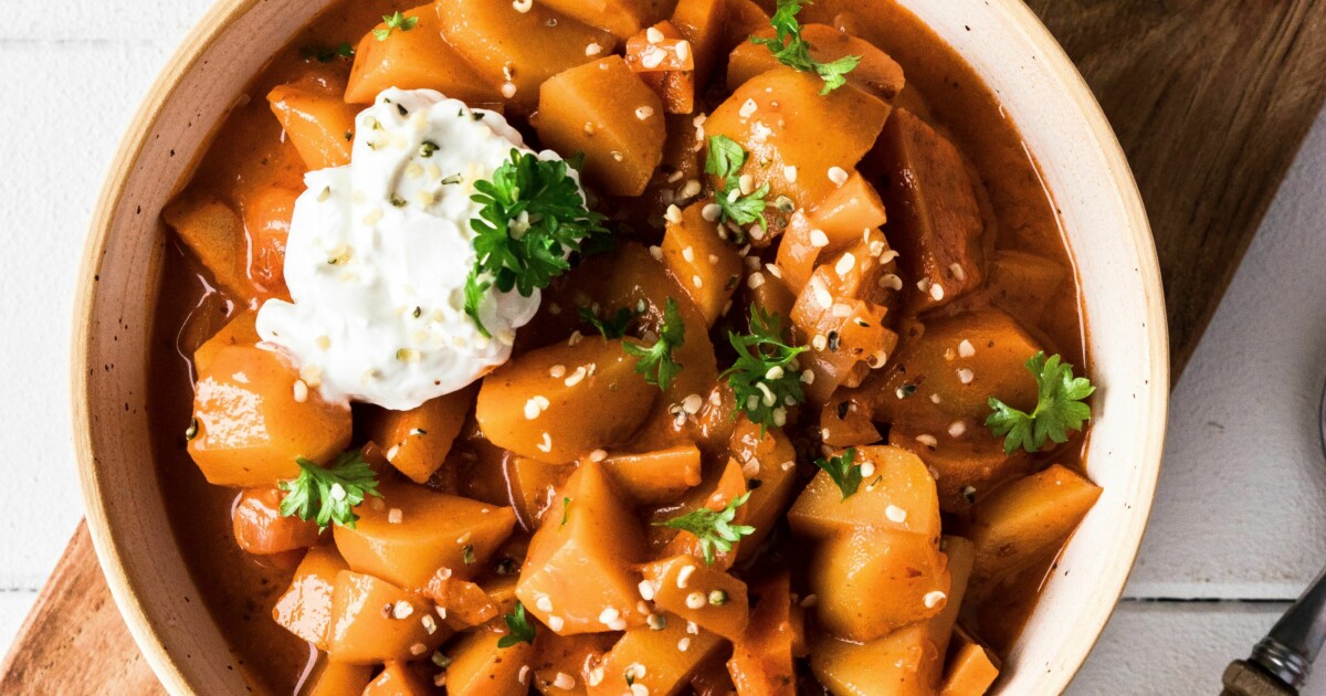 Kartoffelgulasch vegetarisch Kartoffelgulasch vegetarisch