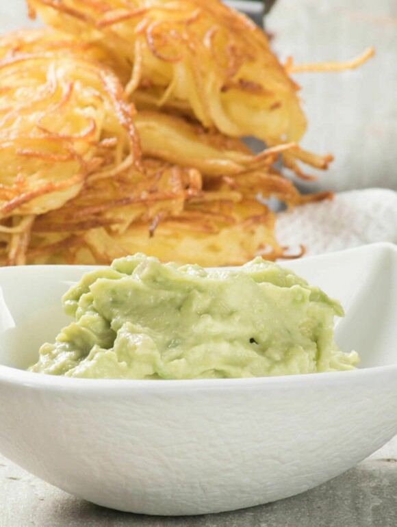 Rösti mit veganer Avocadocreme