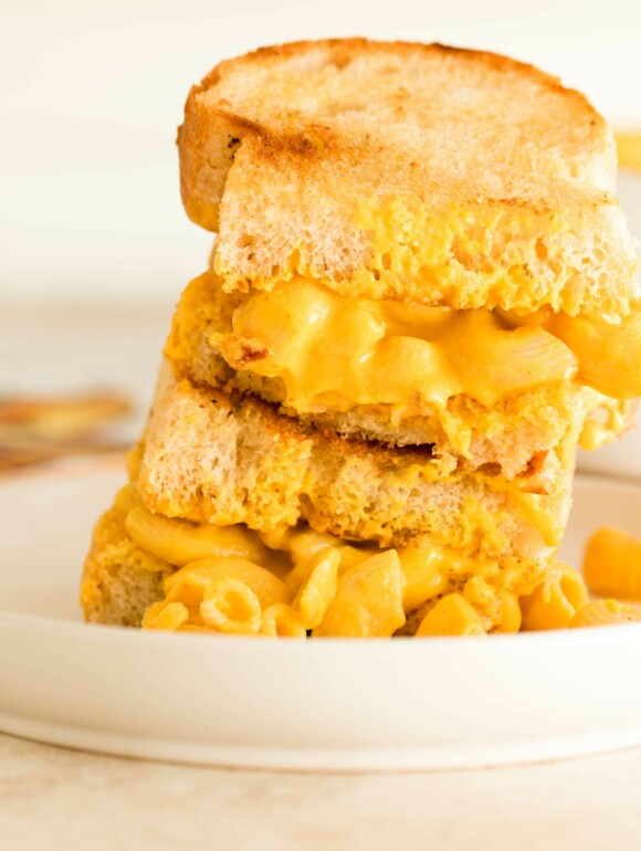 Mac and Cheese Sandwich