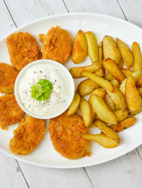 Nuggets mit Kartoffelecken und Knoblauch Dip