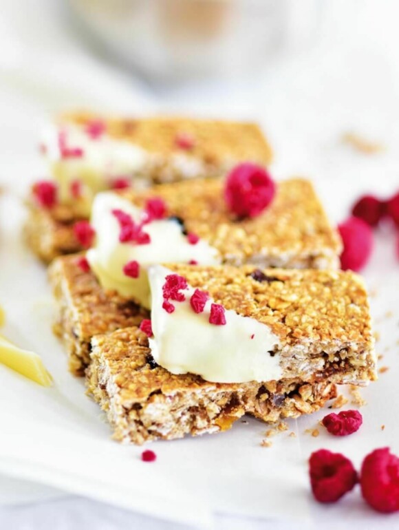 Vegane Müsliriegel mit Datteln