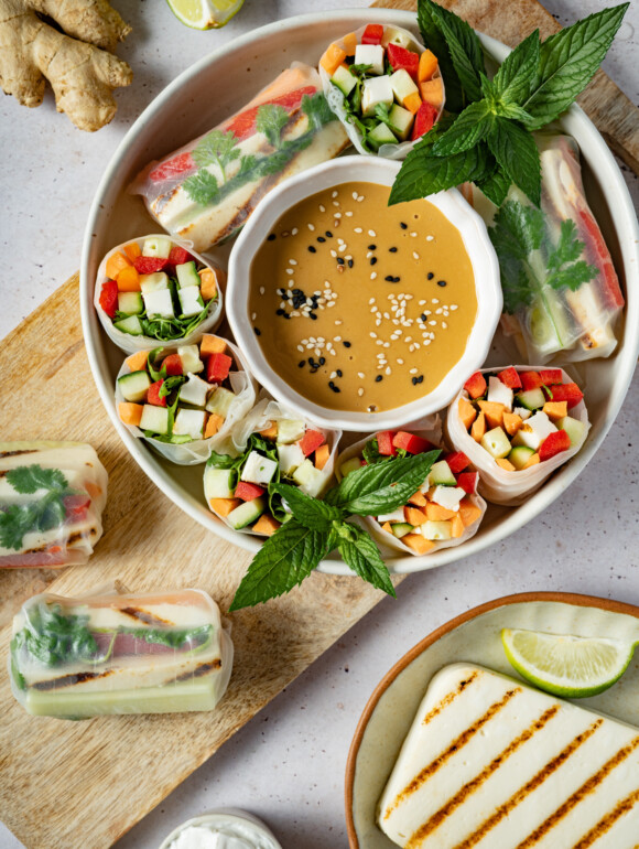 Sommerrollen mit cremiger Erdnuss Sauce