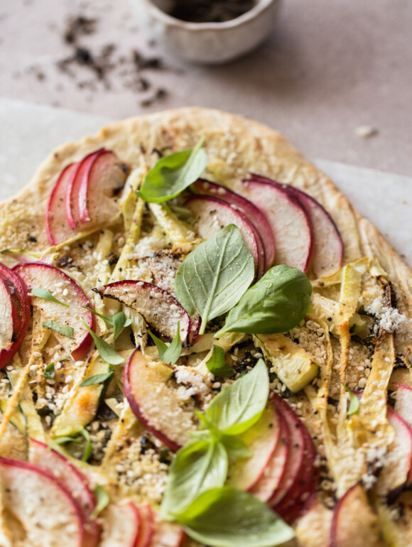 Vegane Dinkelpizza vom Grill