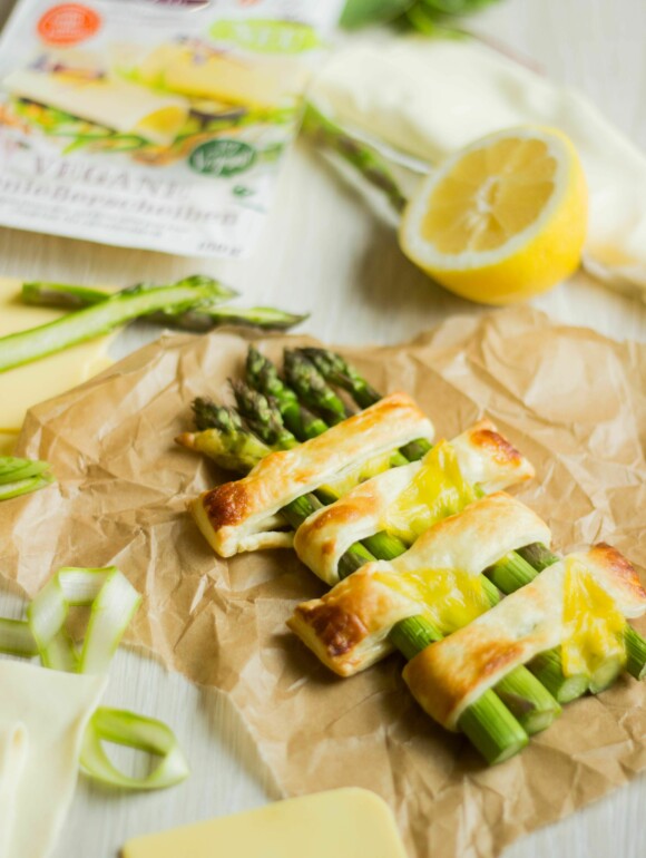Spargel im Blätterteig