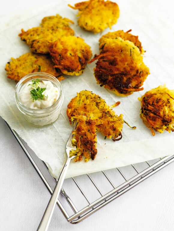 Zucchini Kartoffel-Puffer mit Limetten Dip