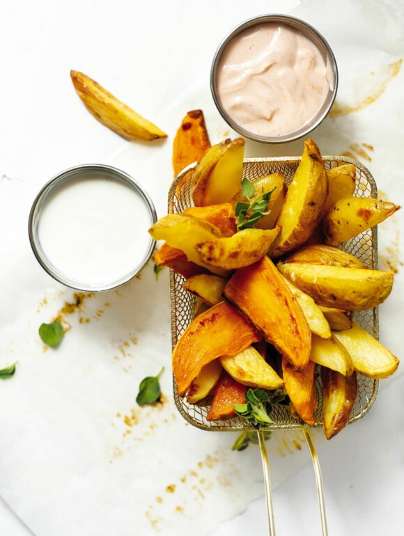 Kartoffelecken selber machen - Mit veganer Sour Cream und Cocktailsoße