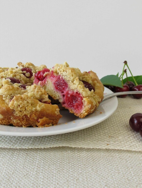 Veganer Kirsch-Streusel-Kuchen