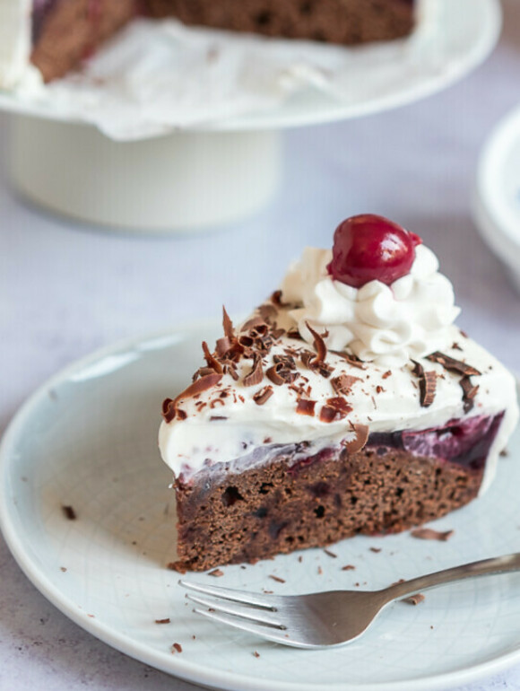 Vegane Schwarzwälder Kirschtorte