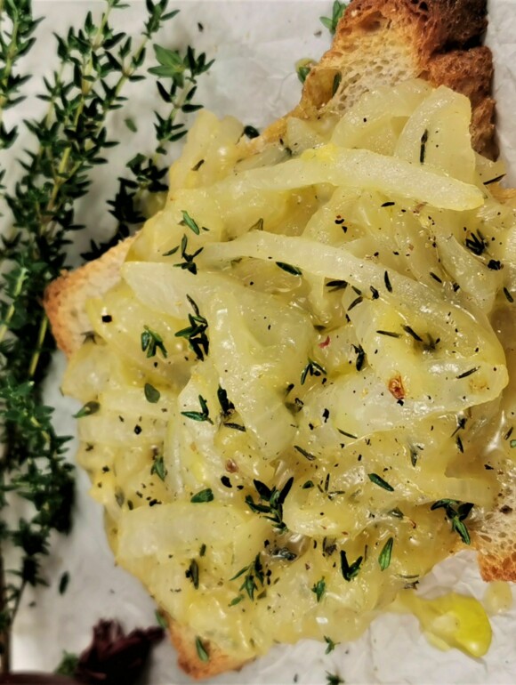 Zwiebel Toast