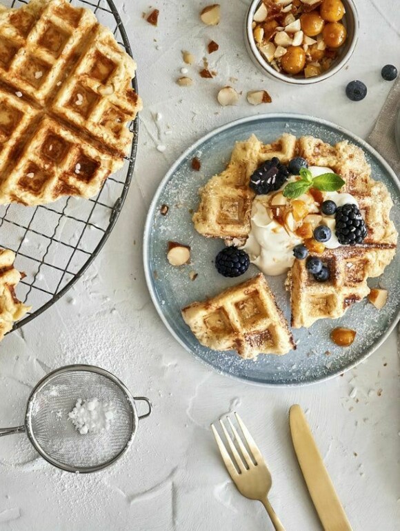 Belgische Kokos-Macadamia-Waffeln