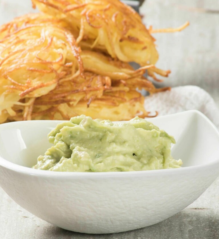 Rösti mit veganer Avocadocreme