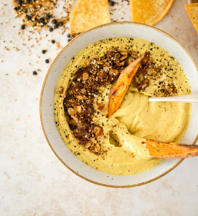 Orientalischer Curry-Dattel Dip | Simply V Orientalischer Curry-Dattel Dip | Simply V