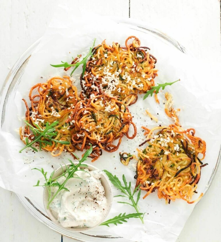 Vegane Rösti aus Kartoffel & Zucchini mit Meerrettich Dip