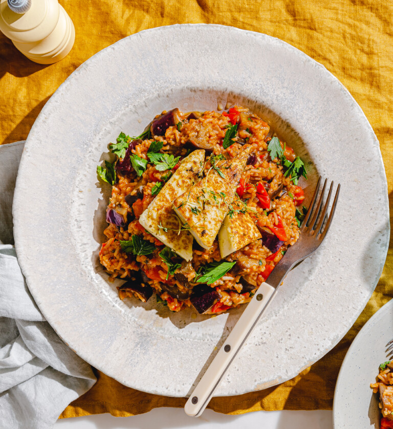 Veganes Auberginen Pilaf mit Grill & Pfannengenuss | Simply V Veganes Auberginen Pilaf mit Grill & Pfannengenuss | Simply V