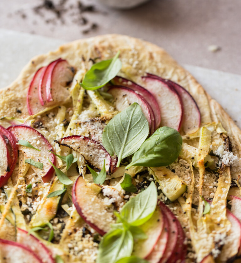 Vegane Dinkelpizza vom Grill