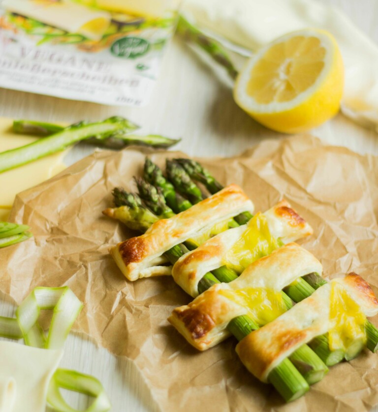 Spargel im Blätterteig