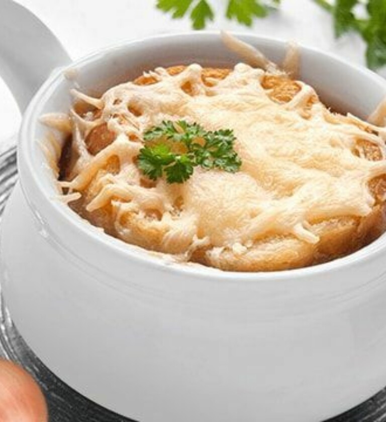 Zwiebelsuppe vegan