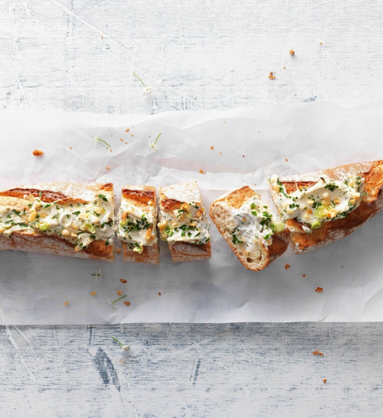 Veganes Kräuterbaguette