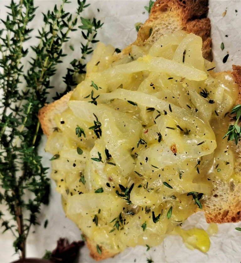 Zwiebel Toast
