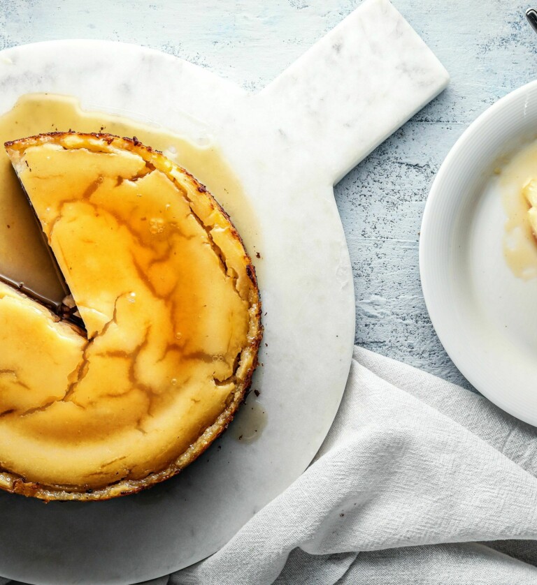 Veganer Kokos-Karamell-Käsekuchen
