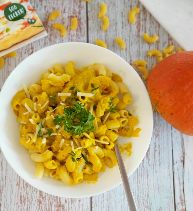 Vegane Kürbis Mac and Cheese