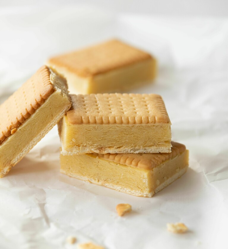 Keks Sandwich mit Vanille Creme